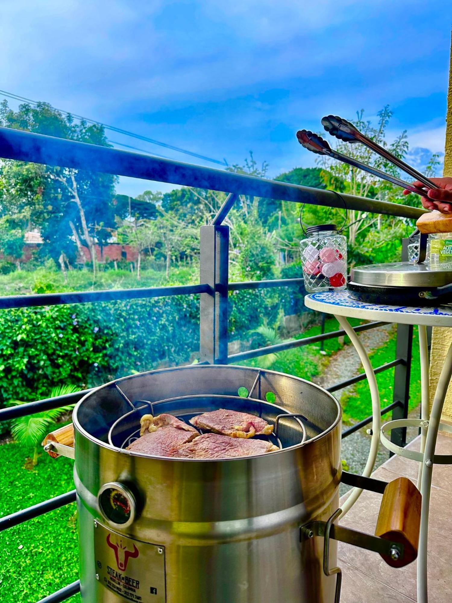 Apartamento Privado Vacacional A 5M Del Aeropuerto, 20 Minutos Del Parque Del Cafe Y Centro De Armenia Con 4 Piscinas, 3 Jacuzzi, Sauna By Molca Xperiences 2H מראה חיצוני תמונה