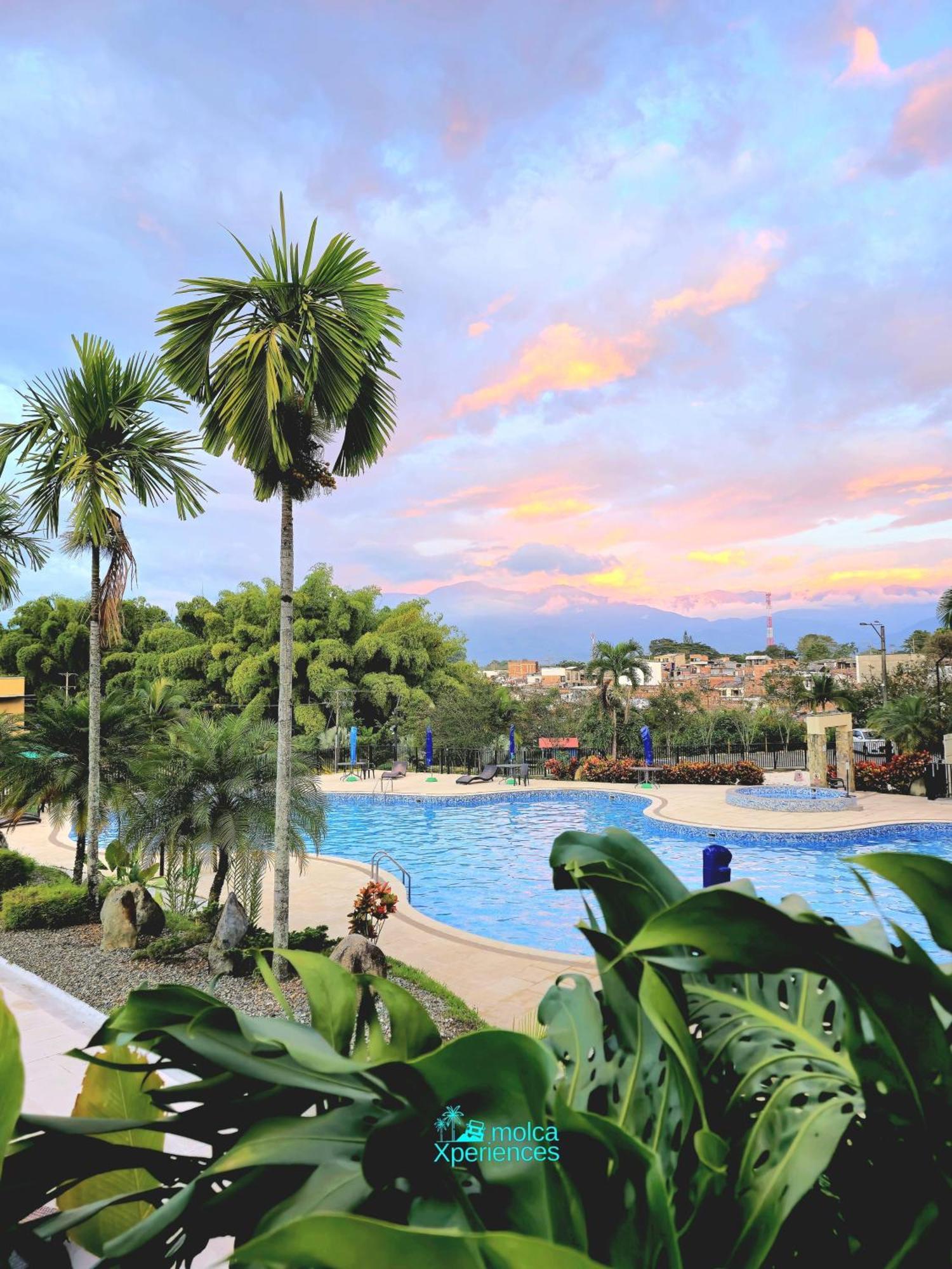 Apartamento Privado Vacacional A 5M Del Aeropuerto, 20 Minutos Del Parque Del Cafe Y Centro De Armenia Con 4 Piscinas, 3 Jacuzzi, Sauna By Molca Xperiences 2H מראה חיצוני תמונה