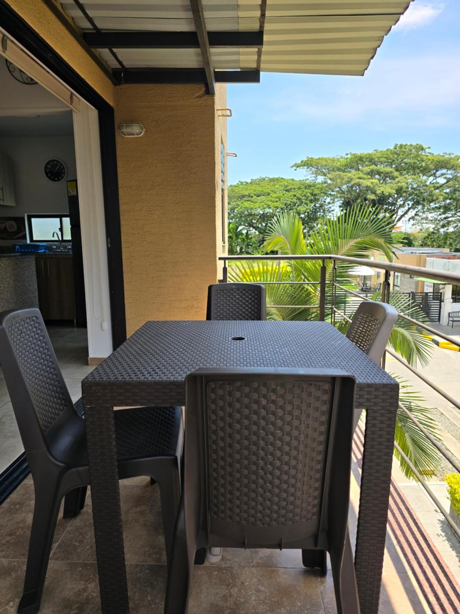 Apartamento Privado Vacacional A 5M Del Aeropuerto, 20 Minutos Del Parque Del Cafe Y Centro De Armenia Con 4 Piscinas, 3 Jacuzzi, Sauna By Molca Xperiences 2H מראה חיצוני תמונה